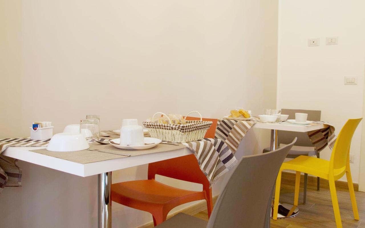 Minerva Rooms Павия Екстериор снимка